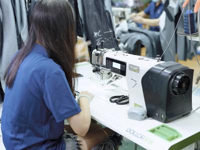 生產(chǎn)車(chē)間